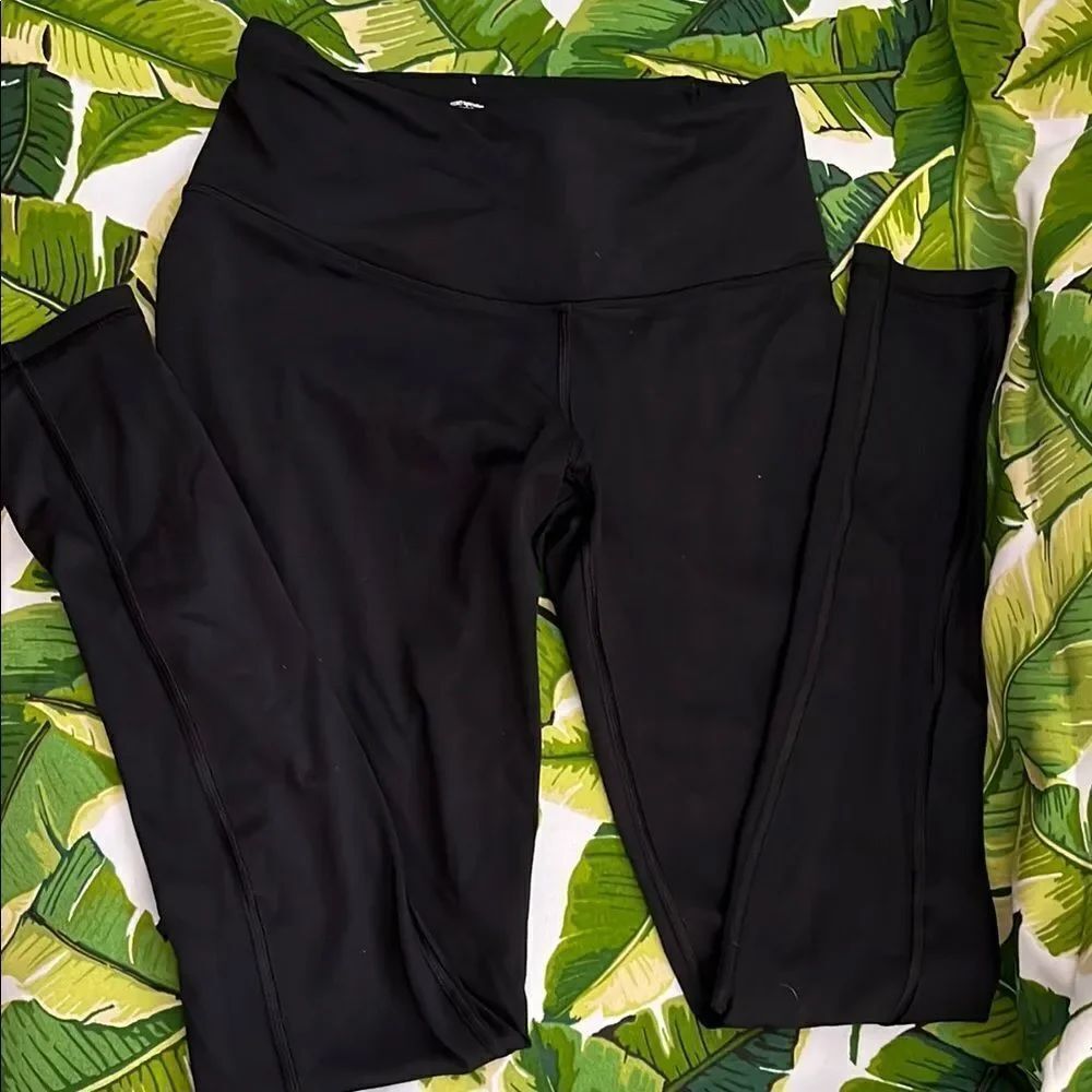 Victoria Sport Size XS Black High-Waisted Leggings
